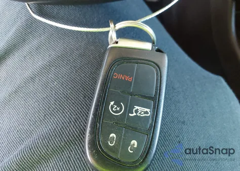 2014 Jeep Cherokee Latitude из США, поврежденный, VIN 1C4PJMCS1EW219599